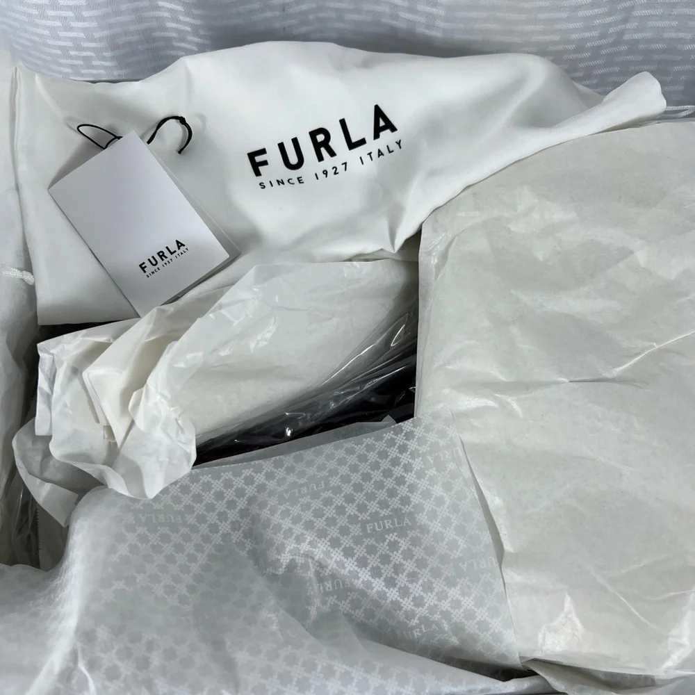 NIB Furla Greta Chelsea Boots Burgundy Suede Size 36 EU Made in Italy